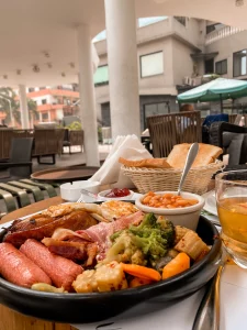 food-in-lagos-englishbreakfast-chatsandbanter